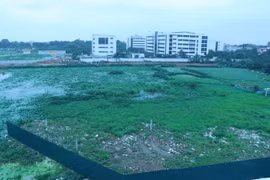 Khu đất nhà ở cho cán bộ cao cấp của Bộ Công an chưa được triển khai tại phường Xuân Đỉnh, Bắc Từ Liêm, Hà Nội. (Ảnh: Mỹ Duyên/TTXVN)