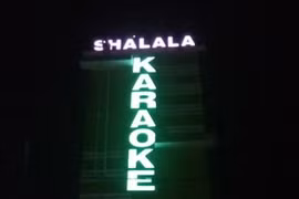 (Nguồn: karaoke Shalala)