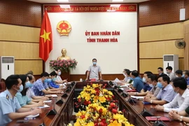 Chủ tịch UBND tỉnh Thanh Hóa Đỗ Minh Tuấn yêu cầu nêu cao tinh thần cảnh giác, tuyệt đối không chủ quan, lơ là; chủ động, linh hoạt trong phòng, chống dịch. (Ảnh: Hoa Mai/TTXVN )