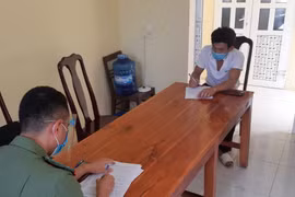 Cơ quan công an làm việc với Đỗ Văn Cường. (Nguồn: baothanhhoa)