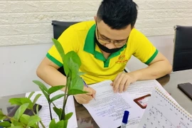 Đợt 1 sẽ có 40 hướng dẫn viên du lịch được nhận hỗ trợ. (Ảnh: Bích Huệ/TTXVN)