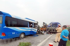 Hiện trường một vụ tai nạn giao thông. (Ảnh: Tá Chuyên/TTXVN)