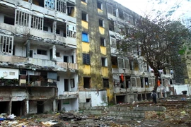 Nghệ An cưỡng chế phá dỡ các nhà chung cư xuống cấp nghiêm trọng