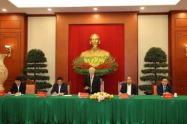 Bộ Chính trị, Ban Bí thư gặp mặt thân mật các đồng chí nguyên lãnh đạo