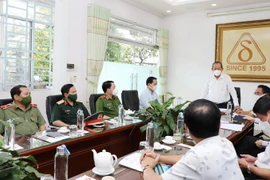 Quang cảnh buổi làm việc của Phó Thủ tướng Thường trực Chính phủ Trương Hòa Bình tại tỉnh Cần Thơ vừa qua. (Ảnh: TTXVN phát)