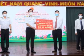 Quang cảnh buổi trao. (Ảnh: TTXVN phát)