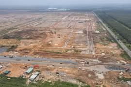 Khu tái định cư Lộc An-Bình Sơn đã cơ bản hoàn thành. (Ảnh: Công Phong/TTXVN)