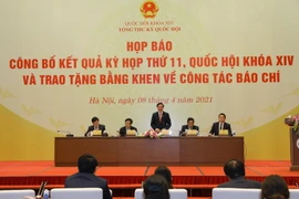 Hình ảnh họp báo thông tin kết quả kỳ họp thứ 11, Quốc hội khóa XIV 