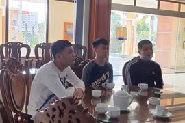 Ba đối tượng đến đầu thú tại cơ quan công an ngày 22/3. (Nguồn: nhandan)