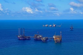 Giàn khoan của Liên doanh Vietsovpetro tại mỏ Bạch Hổ thuộc PVN. (Ảnh: Huy Hùng/TTXVN)