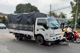 Hiện trường vụ tai nạn. (Ảnh: Công Mạo/TTXVN)