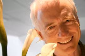 Nhà khoa học máy tính Larry Tesler. (Nguồn: Wikipedia)