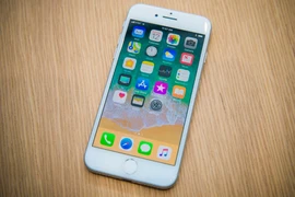 iPhone 9 hay iPhone SE2 được cho là mang thiết kế bên ngoài giống như iPhone 8. (Nguồn: CNET)