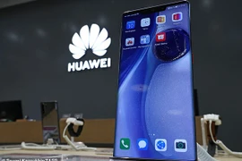Điện thoại Huawei Mate 30. (Nguồn: TASS)