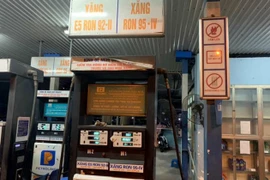 Tại thời điểm kiểm tra, trong bồn chứa của Cửa hàng Xăng dầu số II vẫn còn 2,75m xăng A95, không như thông báo đã hết. (Nguồn: thanhtra.com.vn)