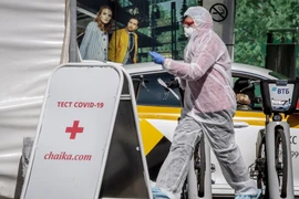 Một địa điểm xét nghiệm COVID-19 tại Moskva, Nga, ngày 2/5/2020. (Nguồn: AFP/TTXVN)