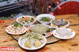 Mâm cỗ ngày Tết. (Nguồn: Báo Ảnh Việt Nam)