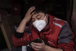 [Mega Story] Chặn đà lây lan nguy hiểm của "virus" tin giả