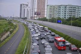 Đường cao tốc Pháp Vâ -Cầu Rẽ cửa ngõ vào Thủ đô. (Ảnh: Thành Đạt/TTXVN)