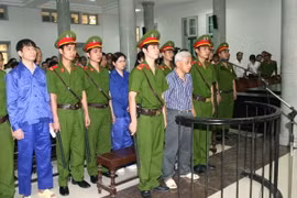 Vụ Nguyễn Đức Kiên: Có thể xử vắng mặt bị cáo Trần Xuân Giá
