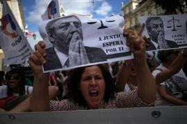 Biểu tình phản đối cắt giảm ngân sách giáo dục tại Bồ Đào Nha