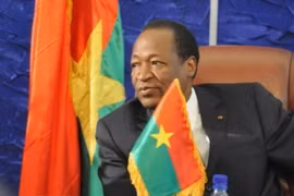 Burkina Faso: Người dân phản đối tổng thống kéo dài nhiệm kỳ