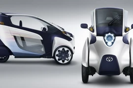 Toyota bắt đầu thử nghiệm mẫu xe điện i-Road ở Nhật Bản