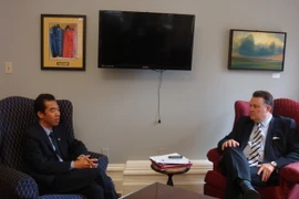 Tổ chức diễn đàn kinh doanh mời gọi đầu tư từ Canada