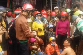 Đắk Nông: Chở người đi cấp cứu va quệt vào xe cảnh sát giao thông