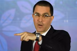 Ngoại trưởng Venezuela Jorge Arreaza phát biểu tại Caracas, Venezuela. (Ảnh: AFP/TTXVN)