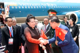 Lễ đón Chủ tịch Quốc hội Nguyễn Thị Kim Ngân tại sân bay quân sự Don Mueang. 