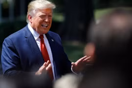 Trump nói mình là 'người được chọn' trong thương chiến Mỹ-Trung