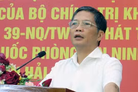 Ông Trần Tuấn Anh, Ủy viên Bộ Chính trị, Trưởng Ban kinh tế Trung ương, phát biểu tại Hội nghị. (Ảnh: Xuân Triệu/TTXVN)