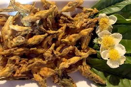 Món tôm chiên. (Nguồn: Vietnam+)