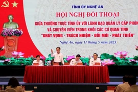 Đây là lần thứ hai kể từ năm 2019, Thường trực Tỉnh ủy Nghệ An tổ chức Hội nghị đối thoại. (Ảnh: Văn Tý/TTXVN)