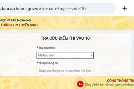 Để tra cứu điểm thi vào lớp 10 của Hà Nội, học sinh, phụ huynh, thí sinh truy cập vào Cổng thông tin điện tử của Sở Giáo dục và Đào tạo Hà Nội. (Ảnh: Thanh Tùng/TTXVN)