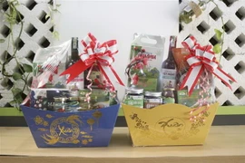 Một giỏ quà Tết. (Ảnh: Nguyễn Thành/TTXVN)