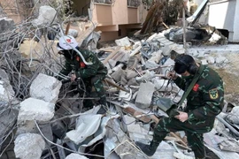 Lực lượng cứu hộ, cứu nạn Quân đội nhân dân Việt Nam bắt đầu tìm kiếm, cứu trợ các nạn nhân trong trận động đất tại tỉnh Hatay, Thổ Nhĩ Kỳ. (Ảnh: Văn Hiếu/TTXVN phát)