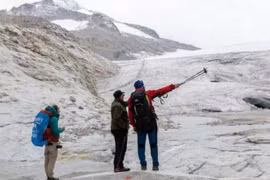 Sông băng Adamello - khối băng lớn nhất di chuyển chậm trên dãy núi Alps thuộc Italy. (Nguồn: Press Italy 24)