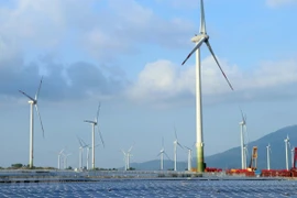 Trang trại điện gió ở Ninh Thuận. (Ảnh minh họa: Công Thử/TTXVN)