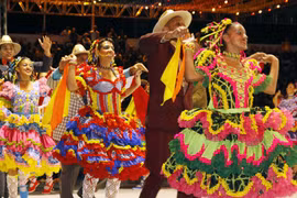 Một hoạt động tại Lễ hội Festa Juninas. (Nguồn: Places To Visit Brazil)