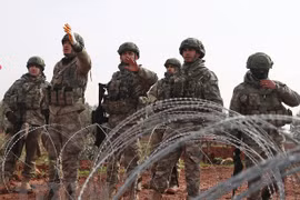 Binh sỹ Thổ Nhĩ Kỳ tại một căn cứ quân sự ở tỉnh Idlib, miền Bắc Syria ngày 14/2/2020. (Ảnh: AFP/TTXVN)
