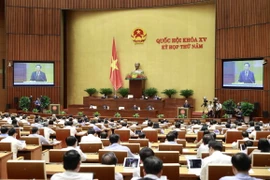Chủ tịch Quốc hội Vương Đình Huệ phát biểu kết thúc nhóm vấn đề thứ nhất. (Ảnh: Doãn Tấn/TTXVN)