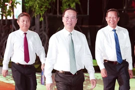 Chủ tịch nước Võ Văn Thưởng tới dự Lễ hội Sông nước Thành phố Hồ Chí Minh. (Ảnh: Thống Nhất/TTXVN)