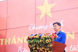 Bí thư Trung ương Đoàn Thanh niên Cộng sản Hồ Chí Minh Nguyễn Minh Triết phát biểu tại chương trình. (Ảnh: Hồng Đạt/TTXVN)