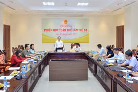 Chủ nhiệm Ủy ban Pháp luật Hoàng Thanh Tùng chủ trì Phiên họp toàn thể Ủy ban lần thứ 16. (Nguồn: Cổng Thông tin Điện tử Quốc hội Việt Nam)