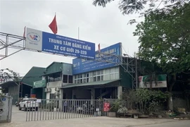 Trung tâm đăng kiểm xe cơ giới 29-32D có trụ sở tại phường Yên Sở, quận Hoàng Mai. (Ảnh: TTXVN phát)