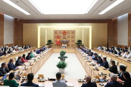 Thủ tướng Phạm Minh Chính tiếp các doanh nghiệp của Hội đồng Kinh doanh Hoa Kỳ-ASEAN. (Ảnh: Dương Giang/TTXVN)