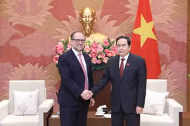 Phó Chủ tịch Thường trực Quốc hội Trần Thanh Mẫn tiếp Bộ trưởng Ngoại giao Cộng hòa Áo Alexander Schallenberg. (Ảnh: Minh Đức/TTXVN)