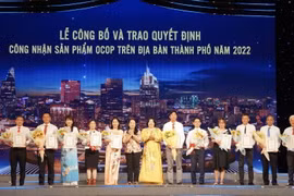 Một gian hàng bán sản phẩm OCOP. (Ảnh minh họa. Nguồn: TTXVN)